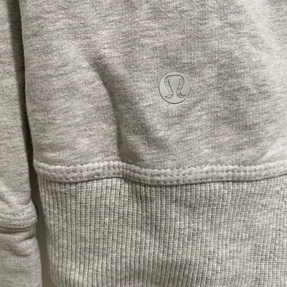 Lululemon stress less pullover hoodie scarf hood Heather grey size 4 - Picture 6 of 8